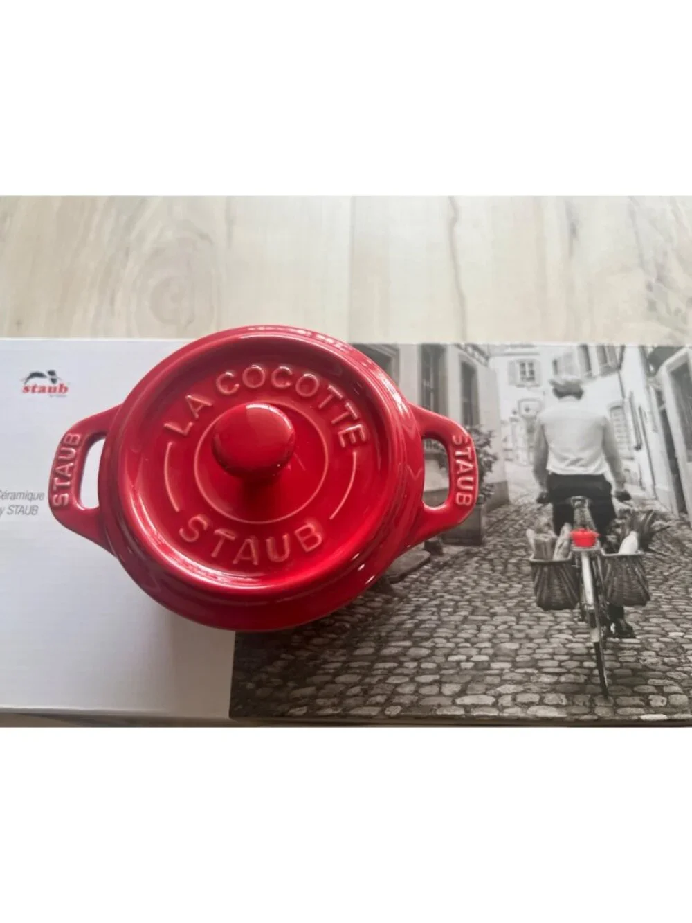 Red Staub Ceramic Mini Cocotte Dutch Oven Ramekin 3-Piece Set 10cm NWT - Picture 4 of 9